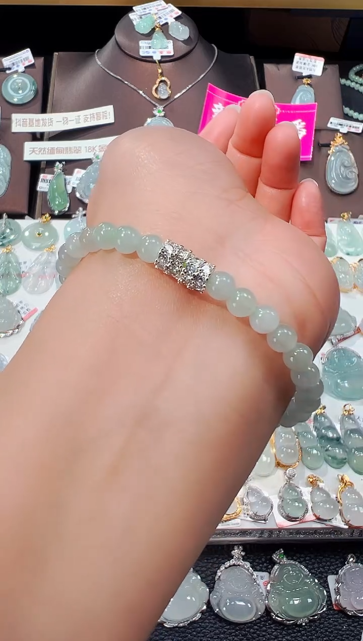 【闪购商品】翡翠手串未镶嵌甜阳绿小米珠手串