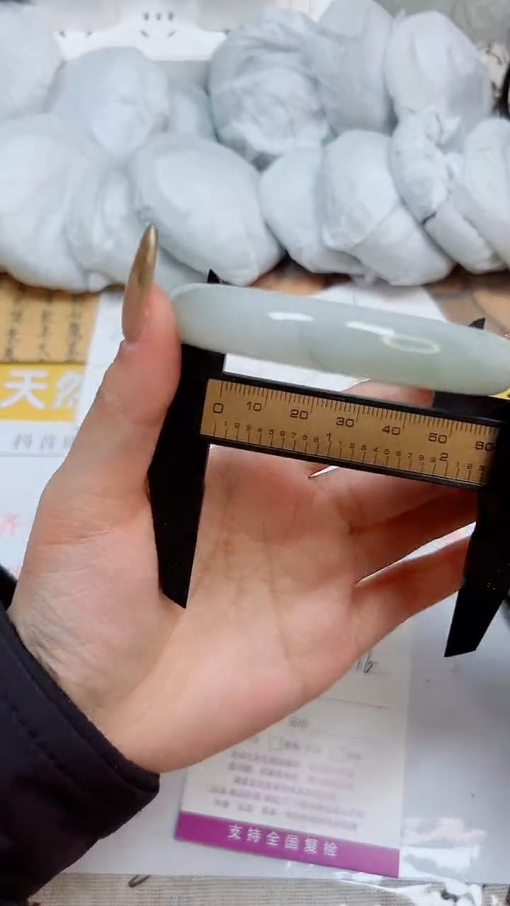 【闪购商品】石英质玉手镯合金K316-60