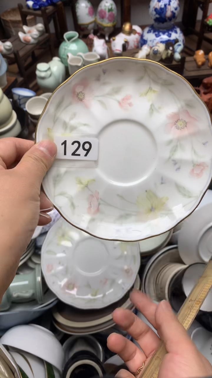 瓷片A龙华精品陶瓷店