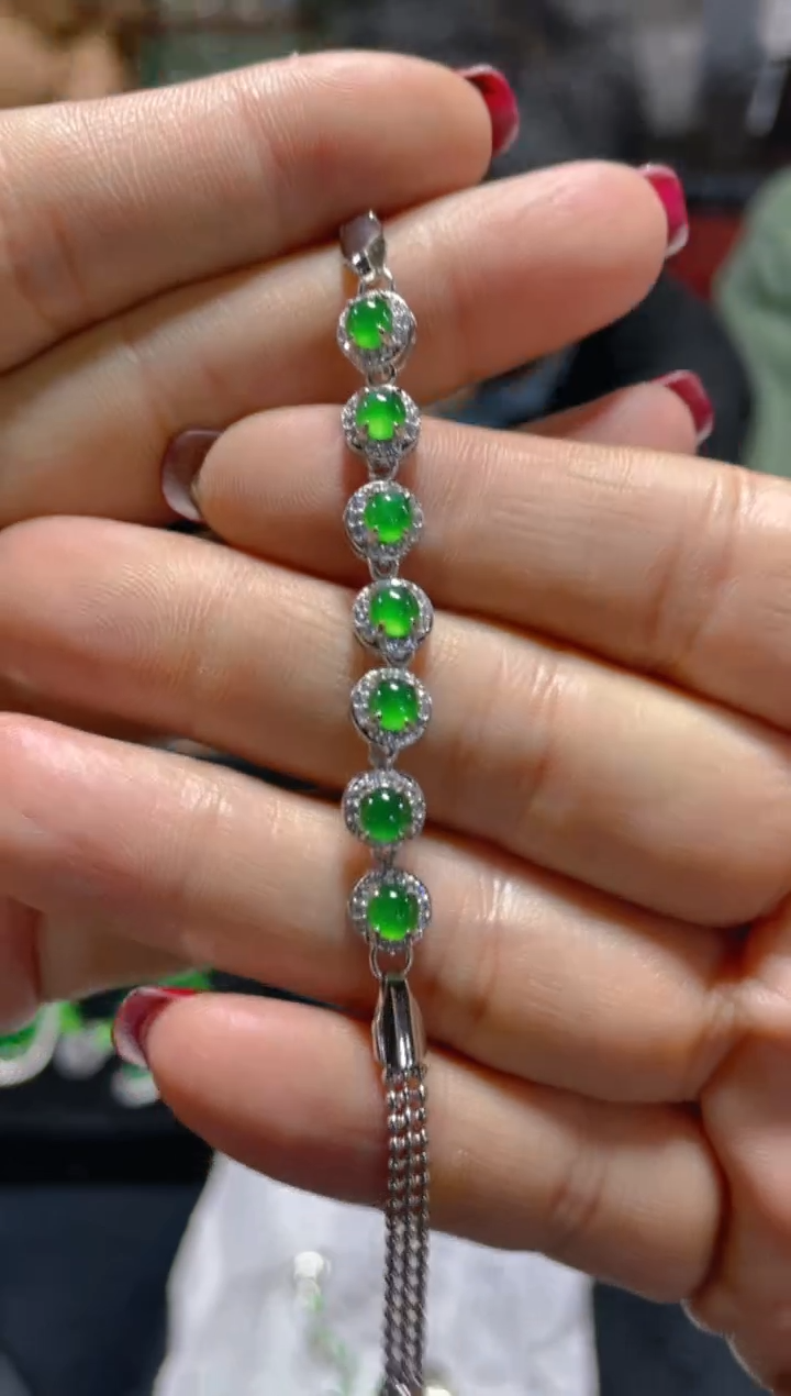 【闪购商品】翡翠手链未镶嵌天然A货翡翠 假一赔四