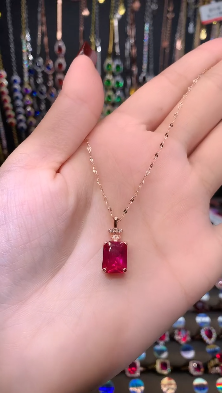 【闪购商品】红宝石吊坠(赠链)银S925镶嵌8.10