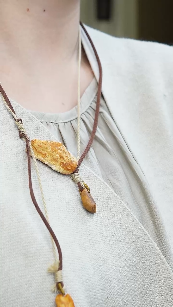 【闪购商品】蜜蜡裸石未镶嵌原石