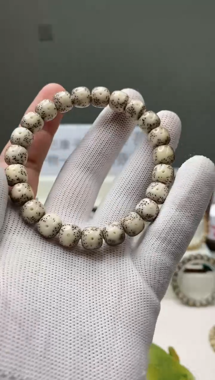 手串星月菩提384      b31