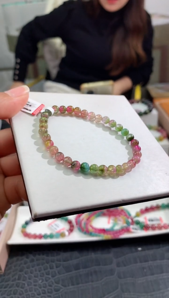 【闪购商品】碧玺手串未镶嵌多样性发一条