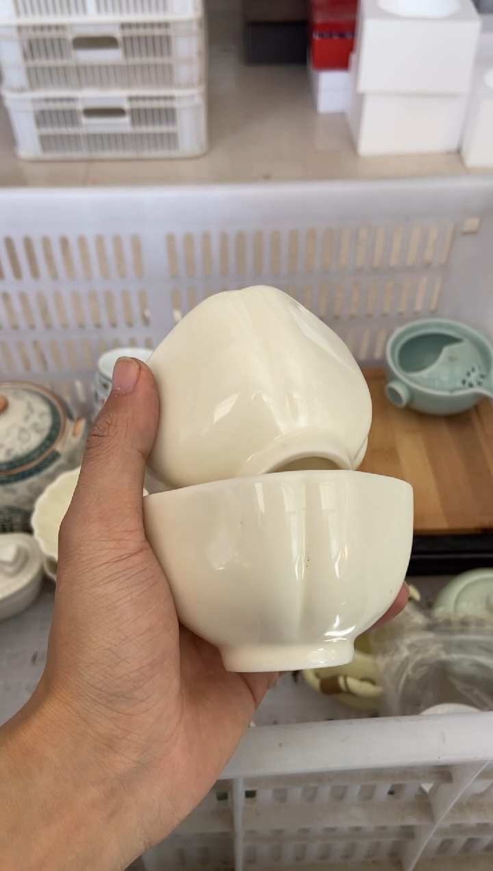 杯无运费险有瑕疵的摄影的产品有使用过的痕迹有点脏介意勿拍