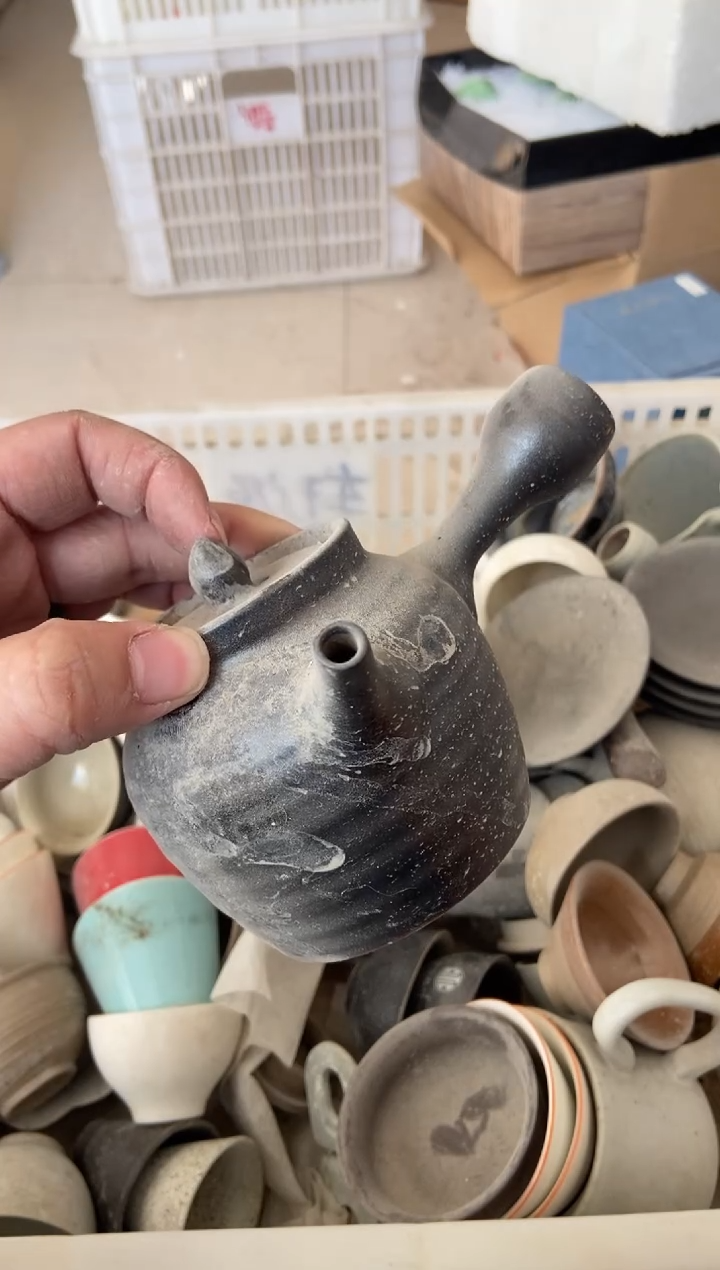 杯无运费险有瑕疵的摄影的产品有使用过的痕迹有点脏介意勿拍