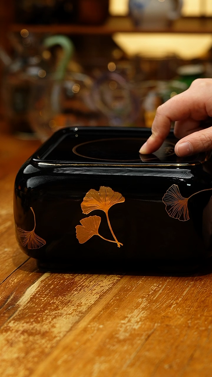 【闪购商品】莺歌烧/四方银杏黑底