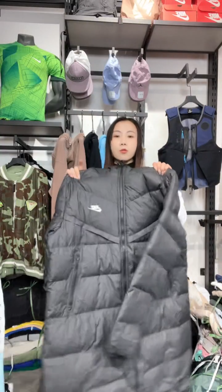 1241 闪购编码  运动卫衣裤以直播间过款为准 尺码. XL