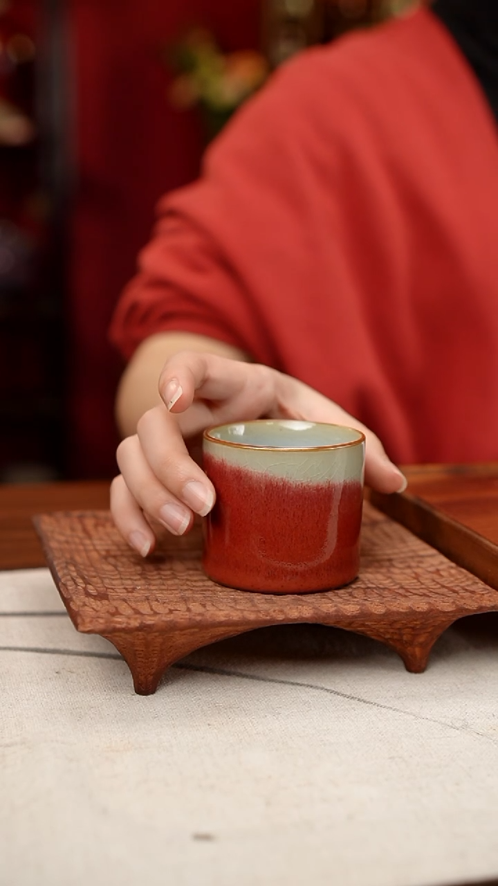 【闪购商品】摆件小师妹-钧瓷-信任