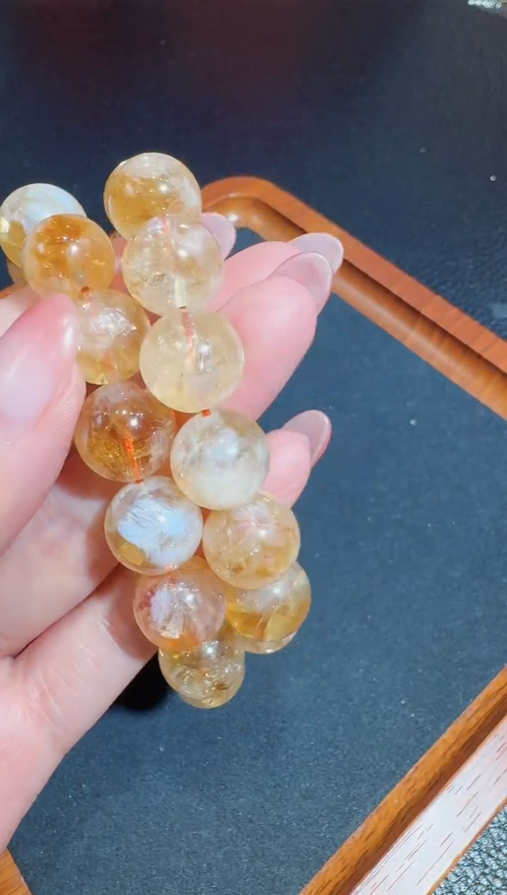 【闪购商品】水晶手串未镶嵌多样性发货只发一件