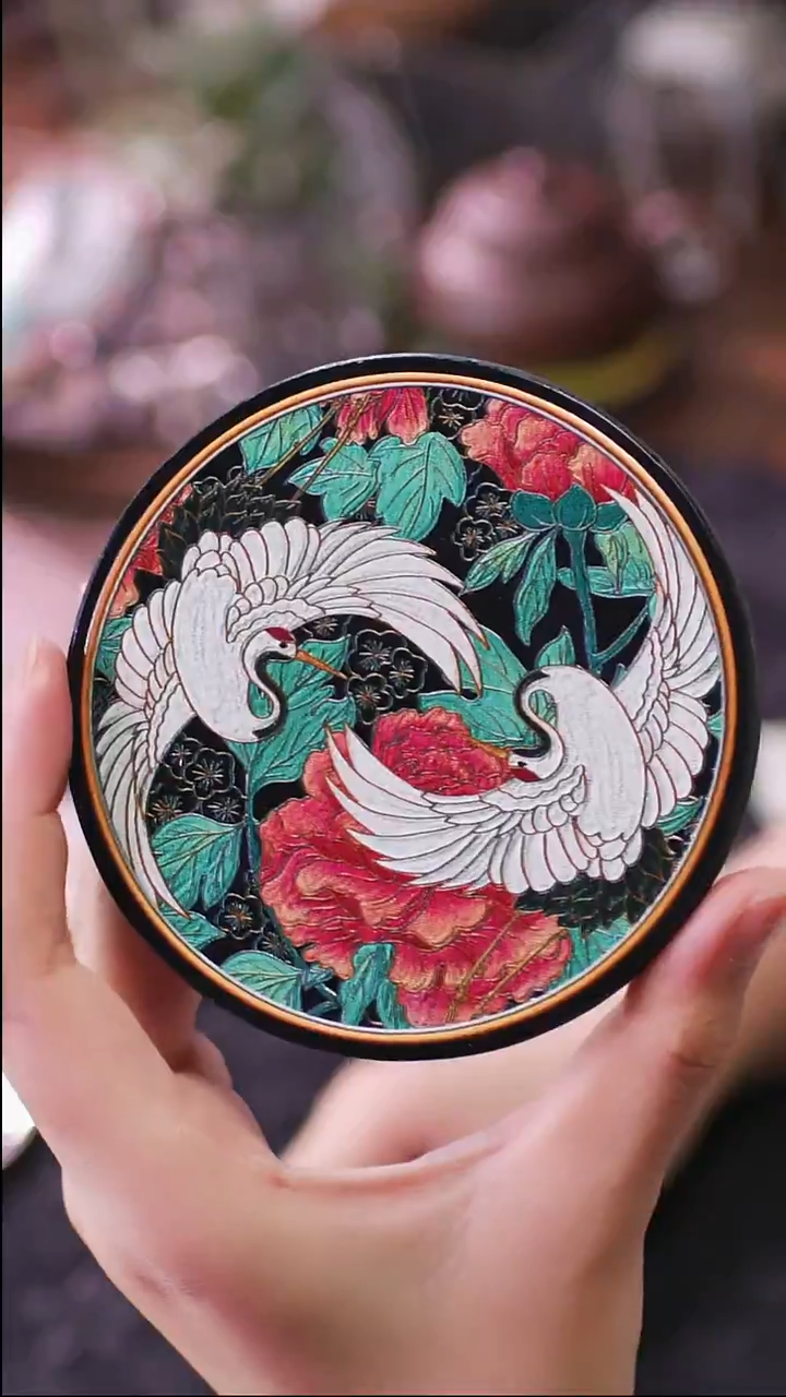 壹藏贰宝鹤戏牡丹图案杯垫一片