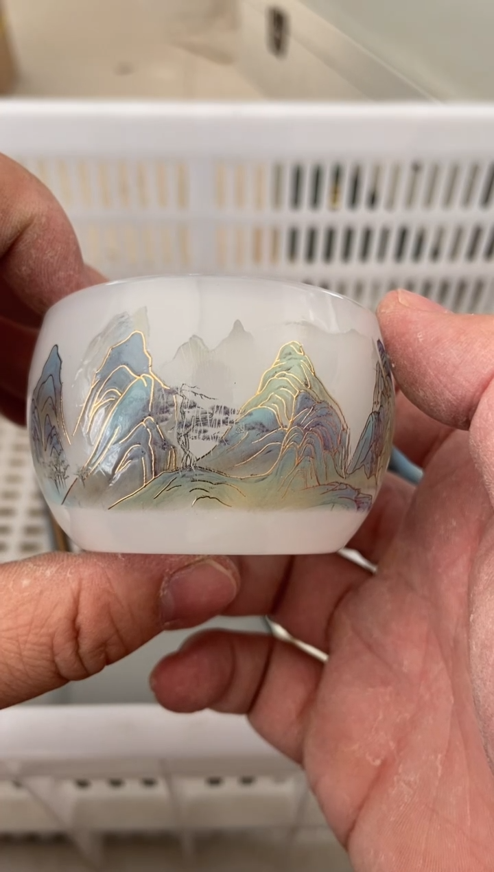 杯无运费险有瑕疵的摄影的产品有使用过的痕迹有点脏介意勿拍