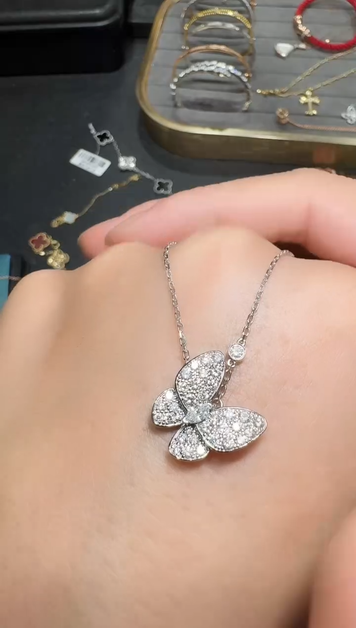 套链18K金镶嵌钻石k白满钻马眼蝴蝶套链