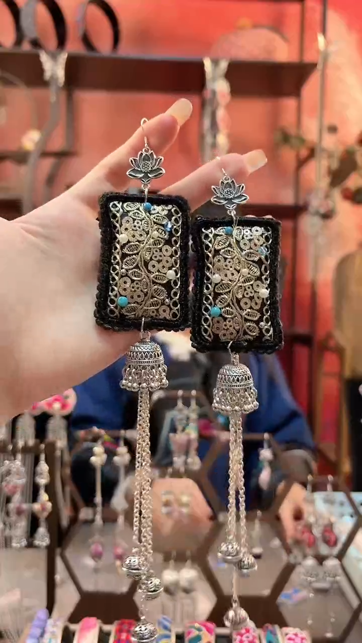 织绣云织谣民族风精美饰品   27