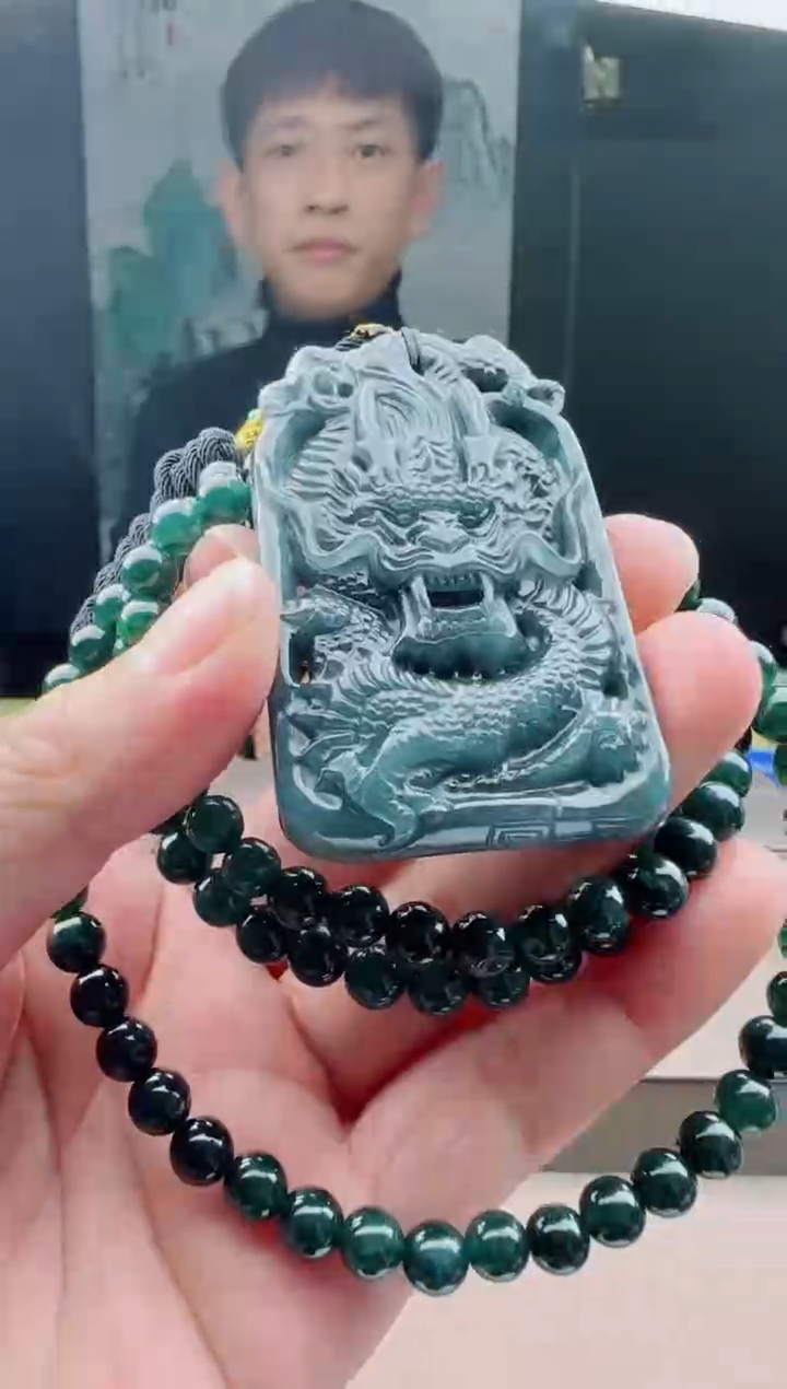 【闪购商品】翡翠颈饰未镶嵌多样性发货随机一件发货