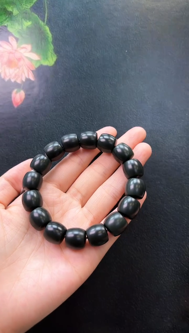 手链未镶嵌和田玉手串