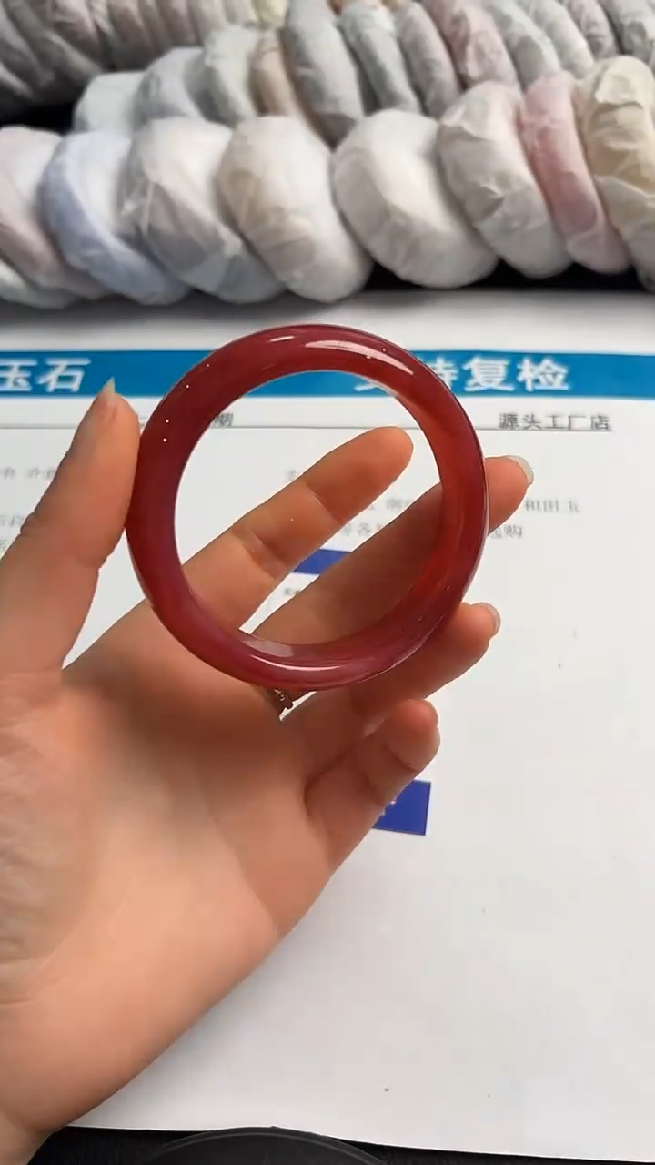 未镶嵌手镯石英质玉37