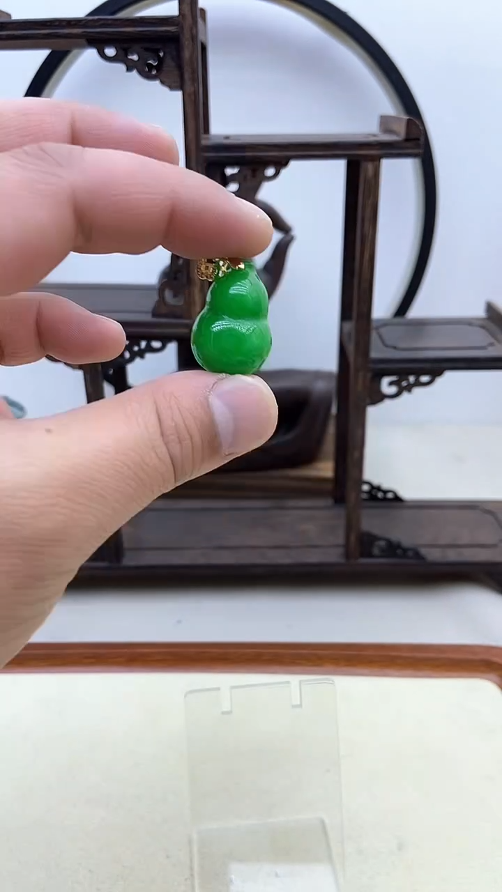 【闪购商品】翡翠颈饰14K金镶嵌葫芦