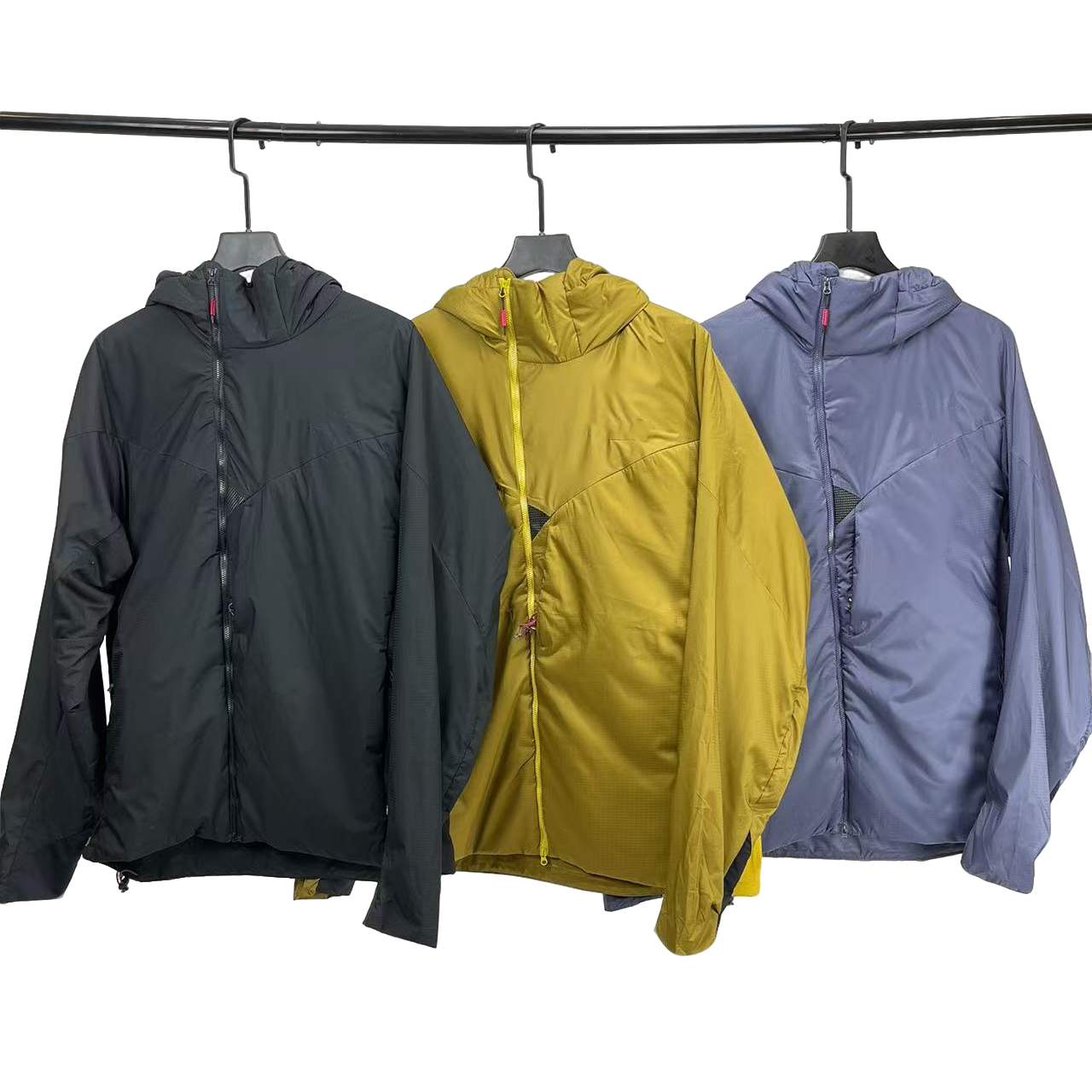 GDE 轻薄连帽棉服