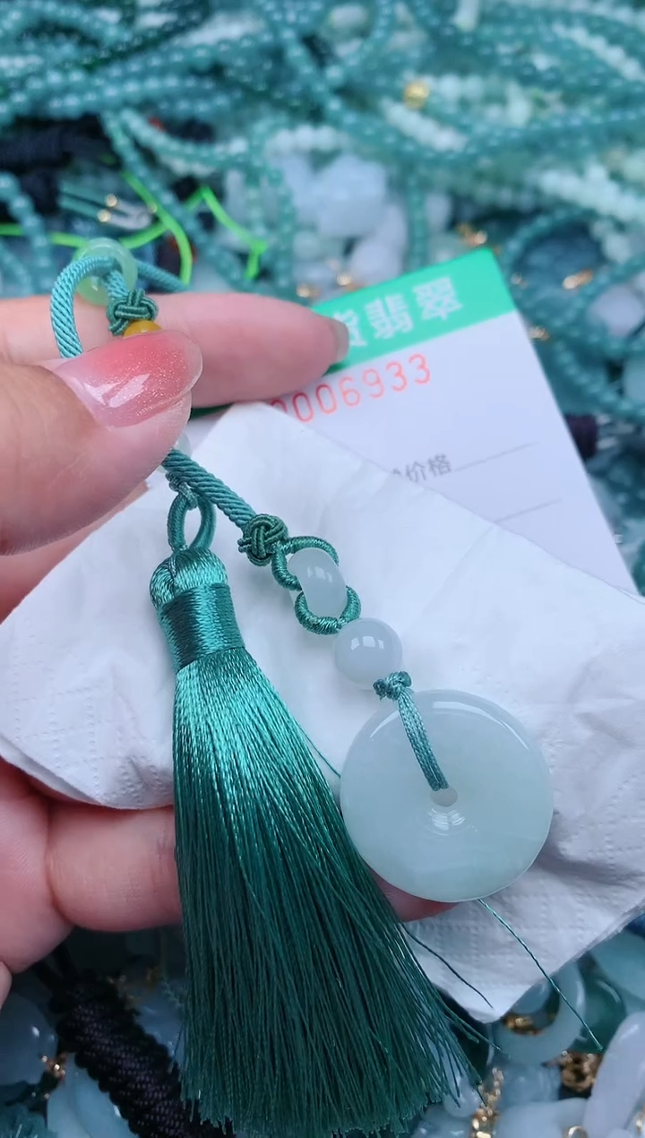 【闪购商品】翡翠颈饰未镶嵌.0006933