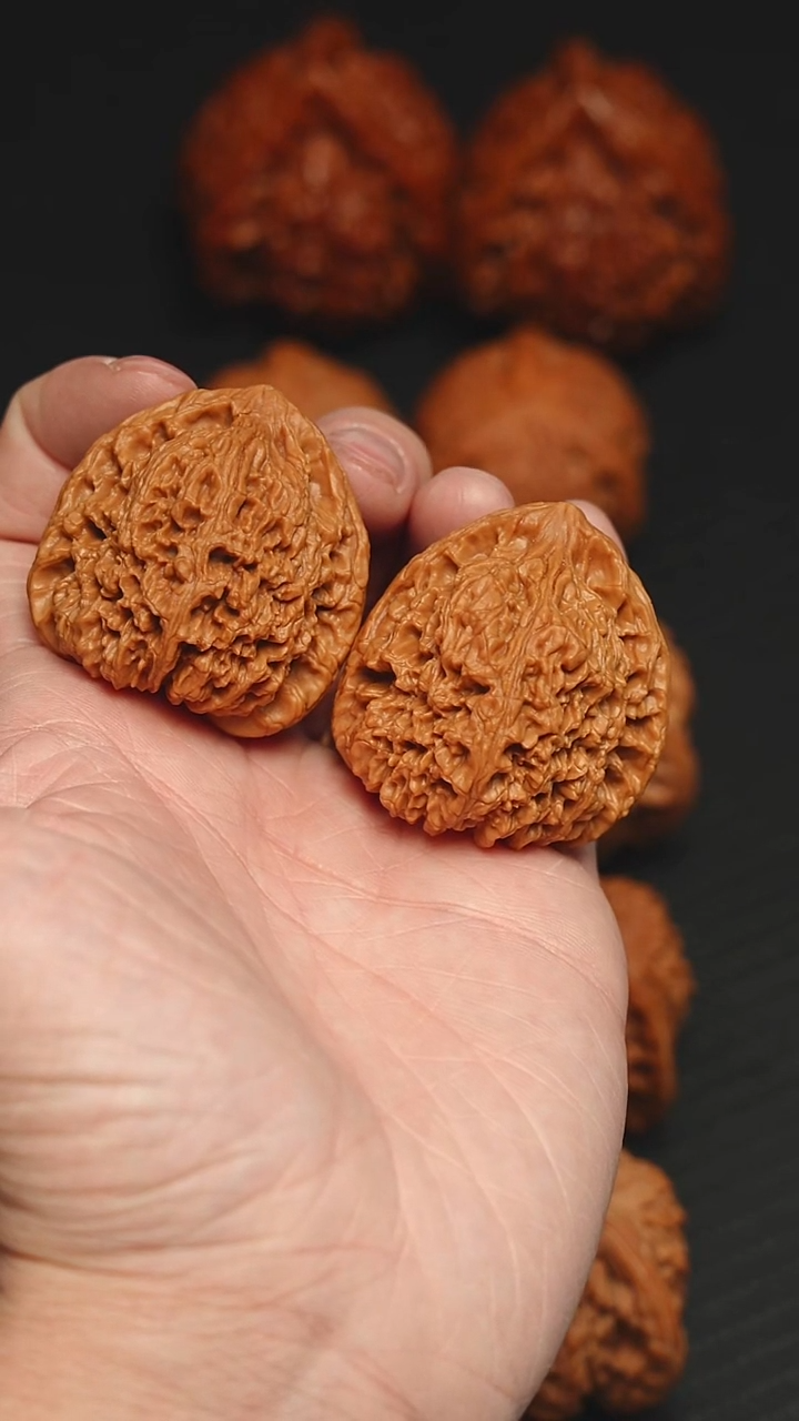 吊坠文玩核桃41 全品三角疆