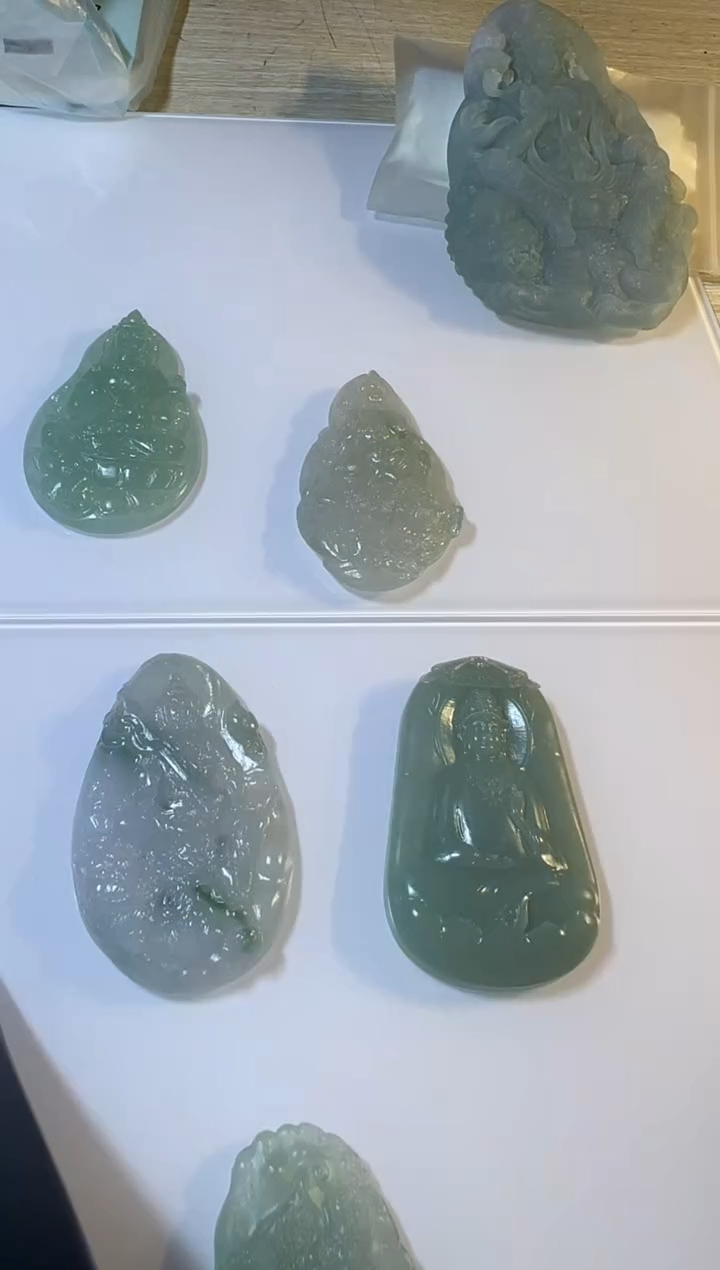 【闪购商品】定制翡翠未镶嵌素衣
