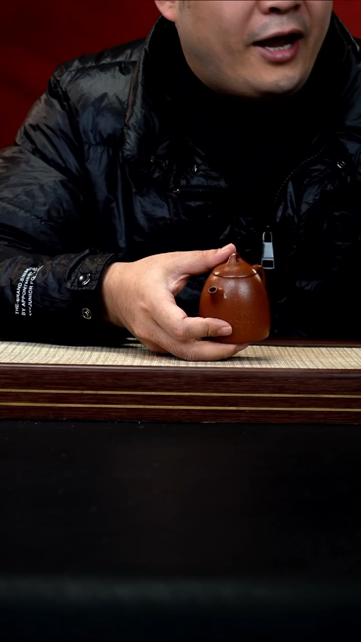 茶壶紫砂微瑕红降坡小秦权