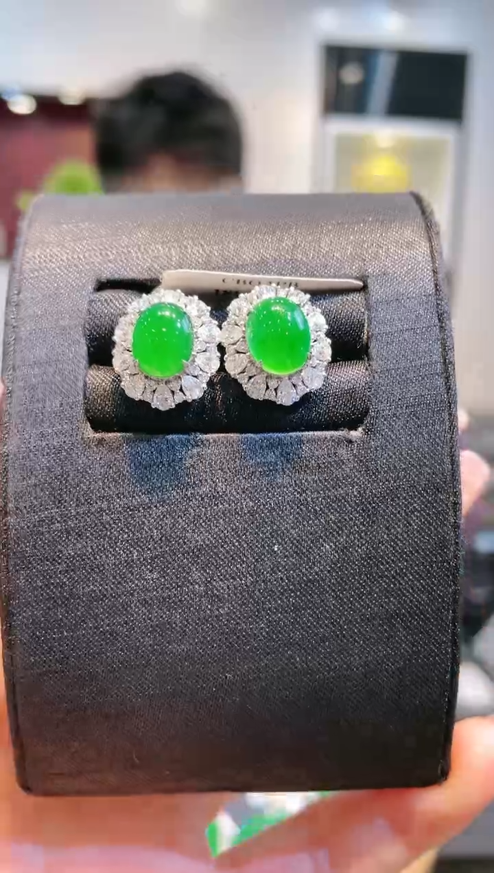 【闪购商品】翡翠颈饰18K金镶嵌A41天然A货翡翠耳饰