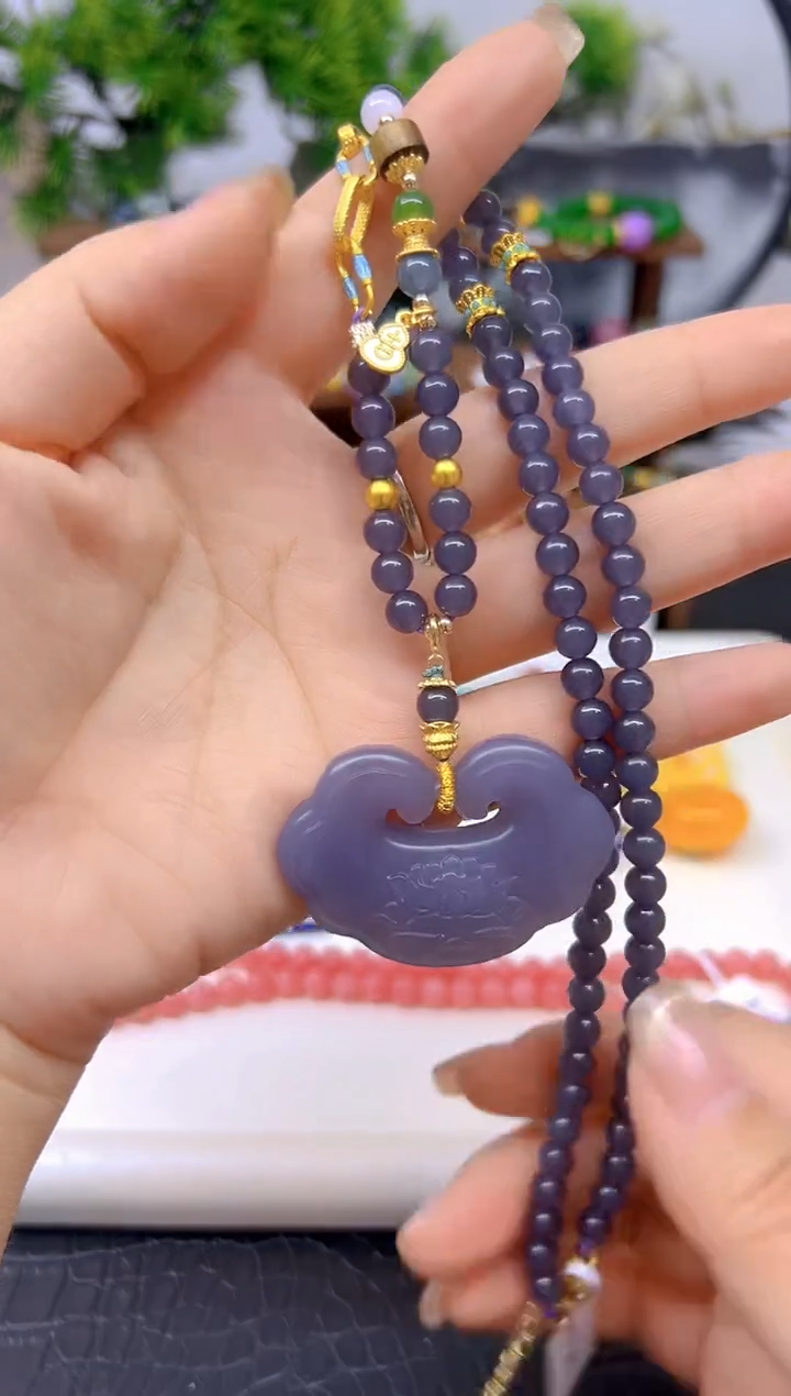 和田玉未镶嵌毛衣链M606