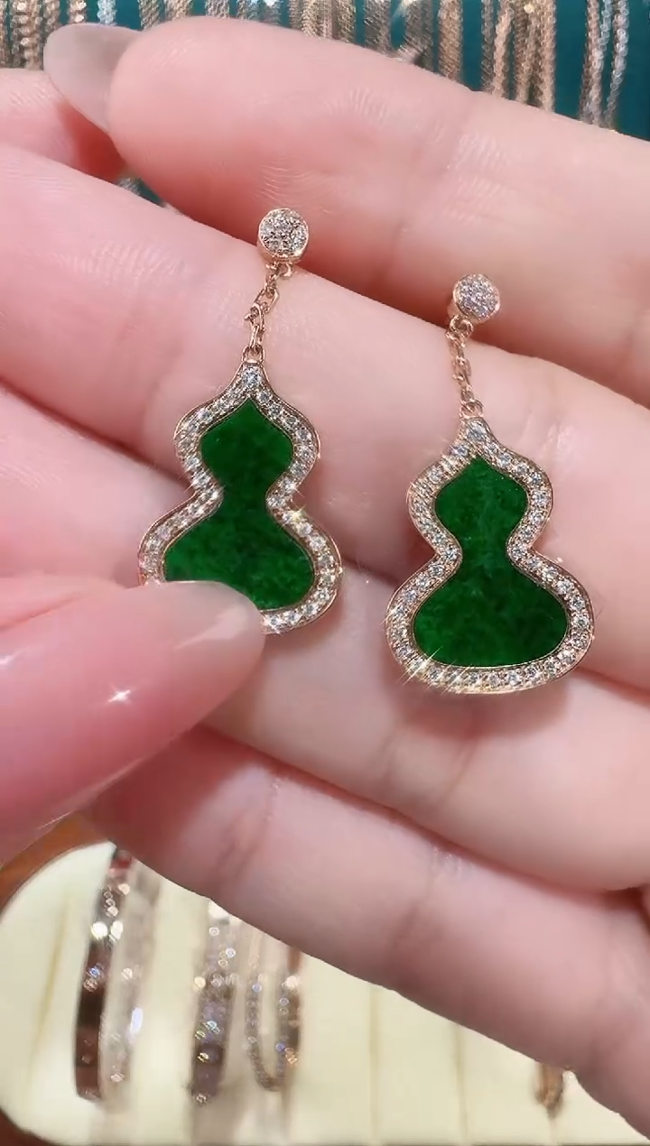 【闪购商品】翡翠耳坠18K金镶嵌绿色葫芦耳坠