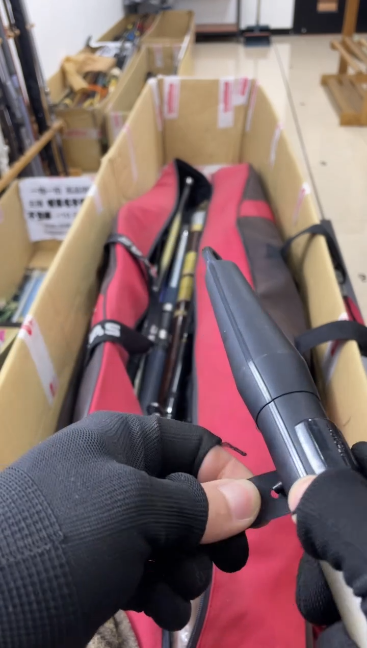 笑**生孤品微瑕，以直播间介绍为准，加10元发顺丰。