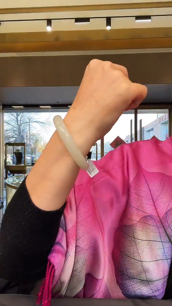 【闪购商品】和田玉手镯未镶嵌和田玉手镯