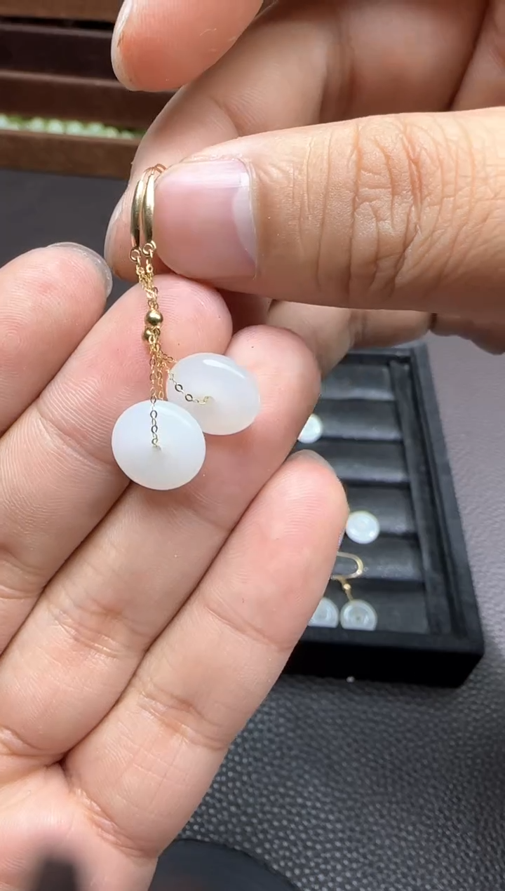 【闪购商品】和田玉【海221】5218K金镶嵌 