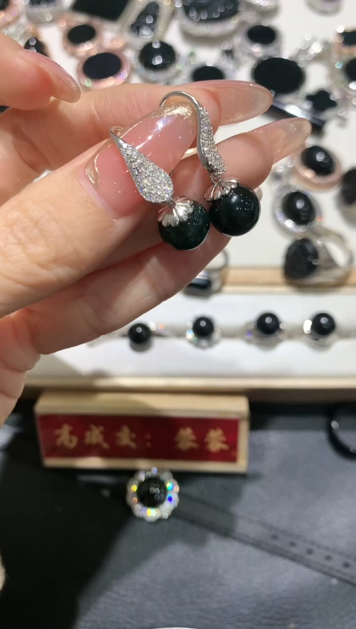 【闪购商品】翡翠吊坠(不含链)银S925镶嵌76多人多样性随机发货1件