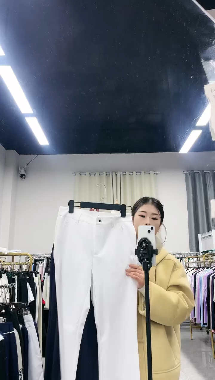 156465465465465M衣服