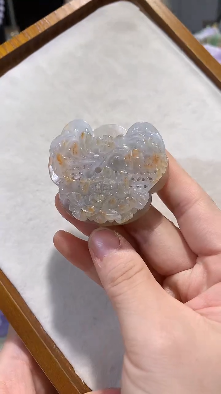 颈饰未镶嵌翡翠吊坠