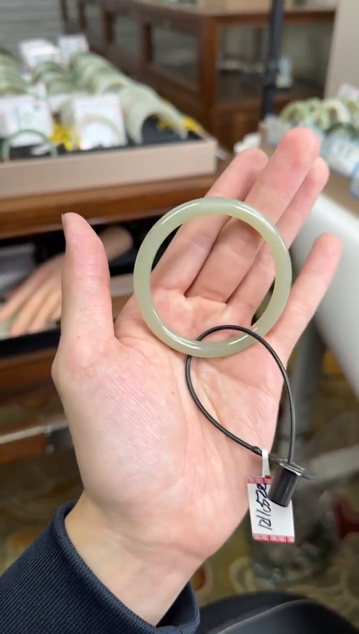 未镶嵌手镯和田玉51