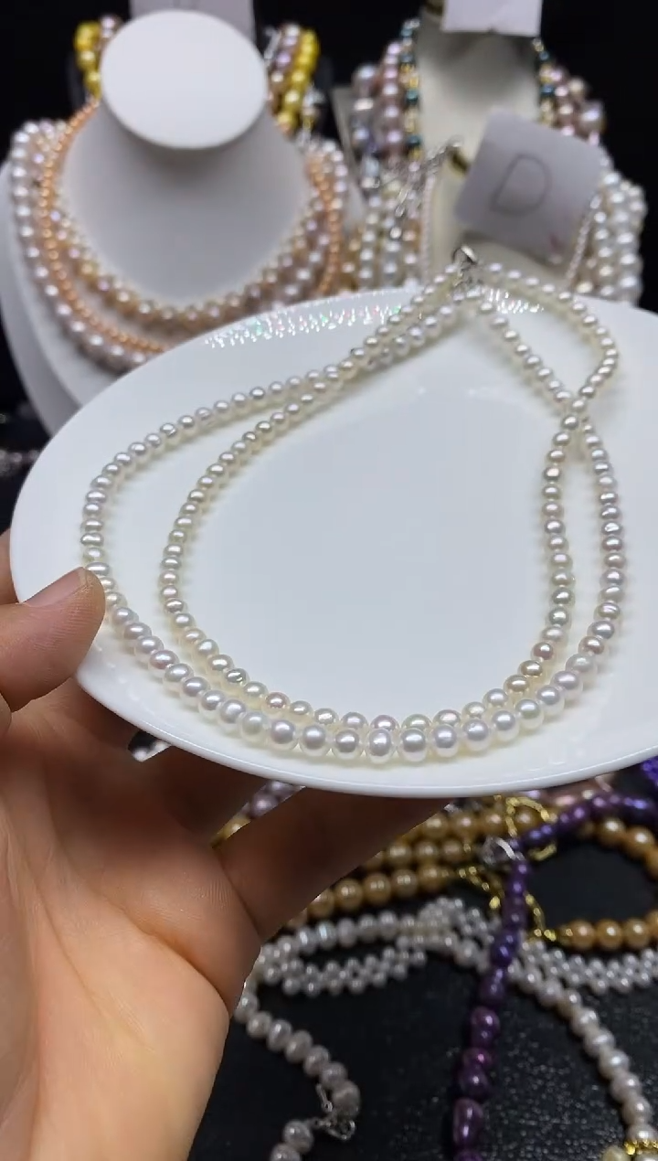 淡水珍珠未镶嵌颈饰多人