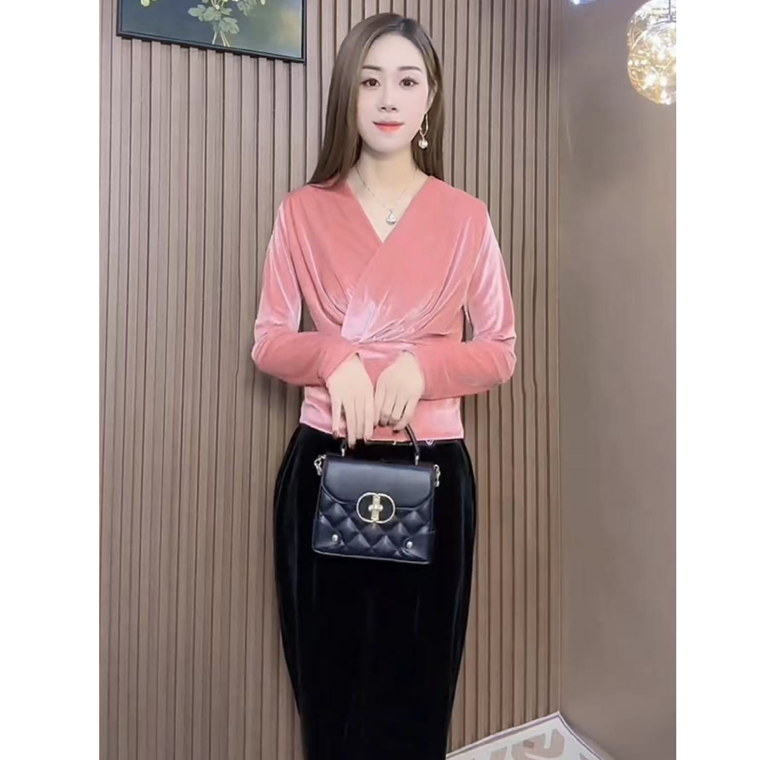 设计感V领泡泡袖短款法兰绒打底衬衫女早春法式漂亮小衫上衣