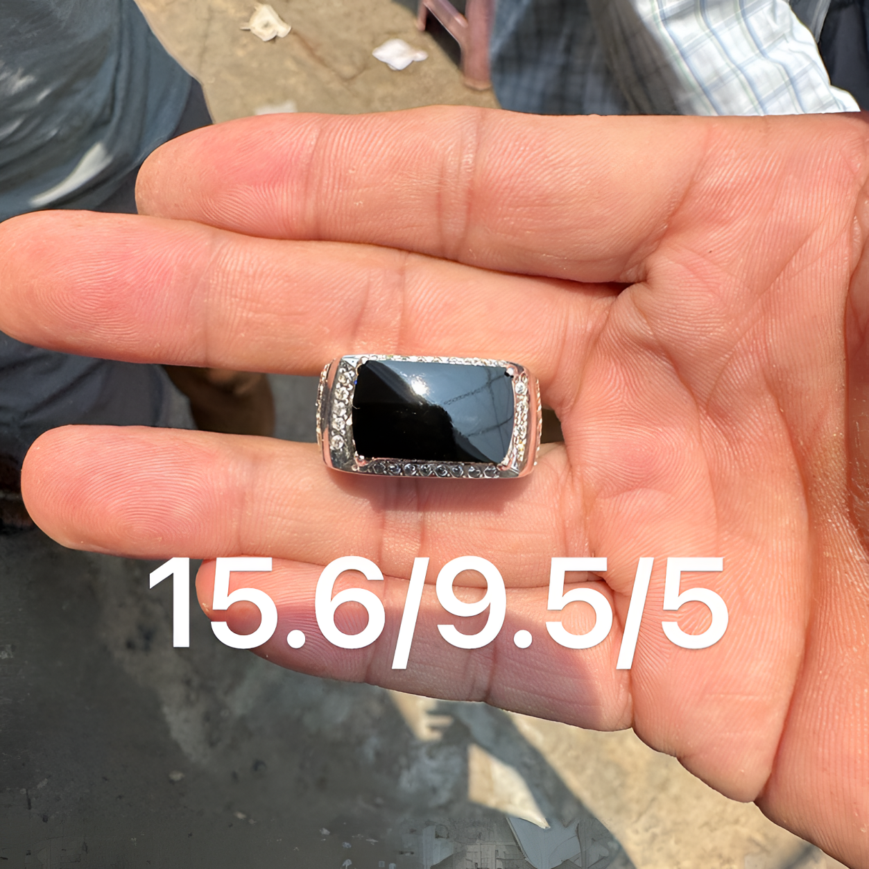 0527(小哪吒在源头)冰种翡翠墨翠戒面黝黑铮亮干净饱满荧光足M100