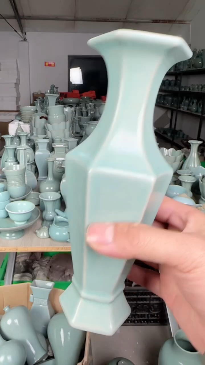 【闪购商品】瓶汝瓷仿古六方瓶