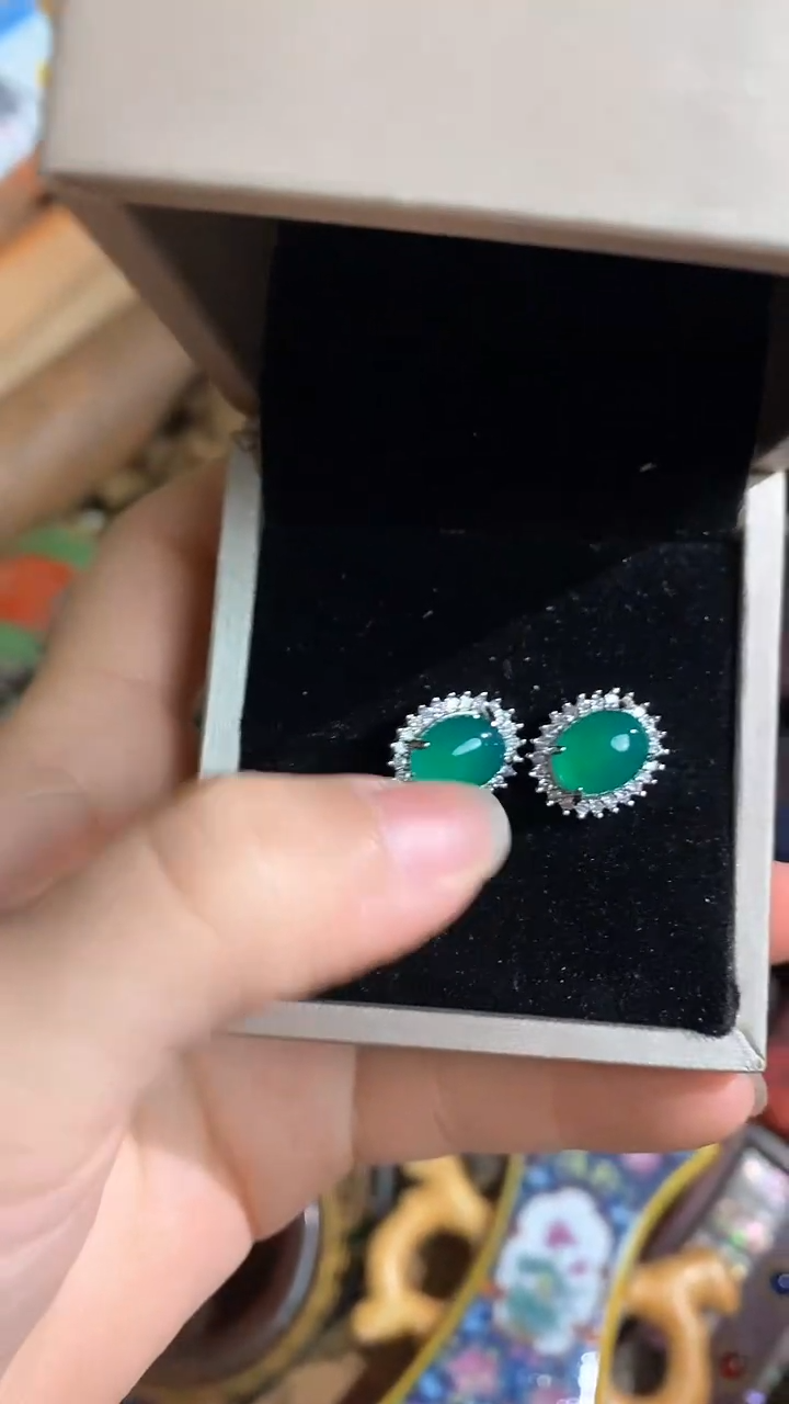【闪购商品】翡翠耳饰未镶嵌德诚精品专属摆件
