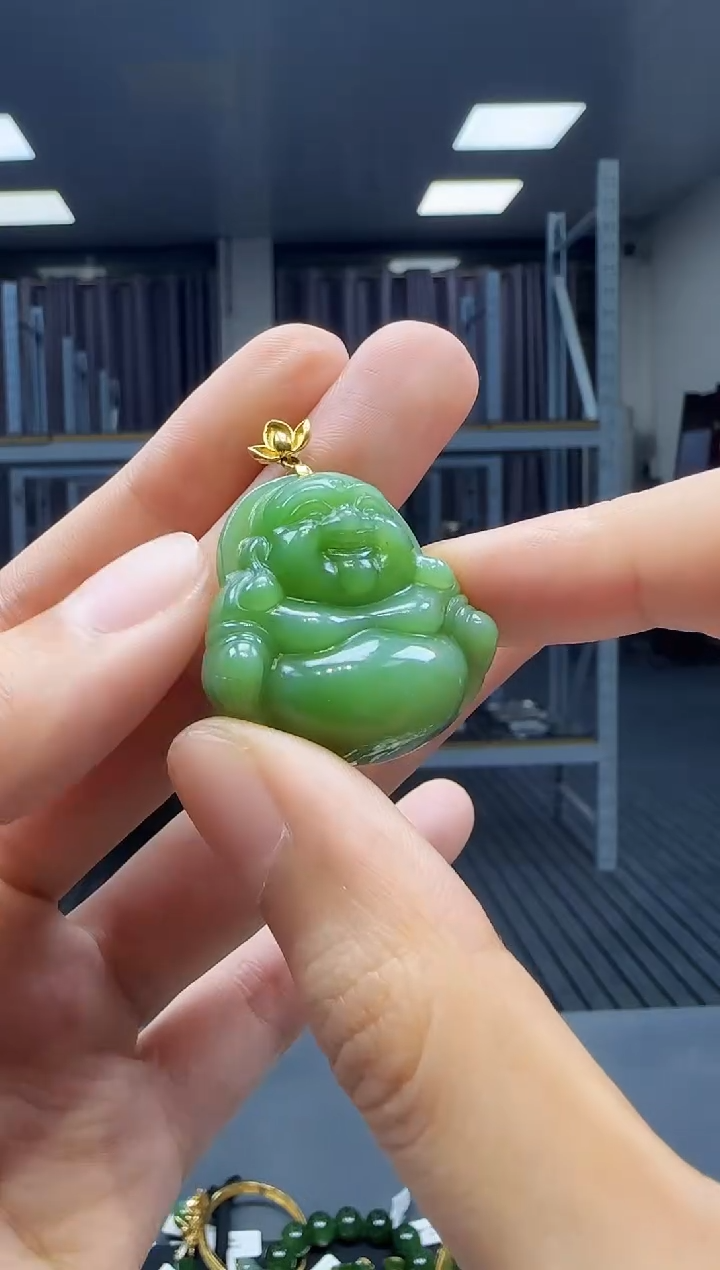 和田玉18K金镶嵌挂件1