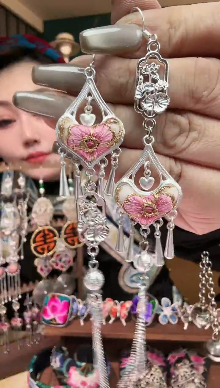 刺绣纯手工民族风刺绣耳环