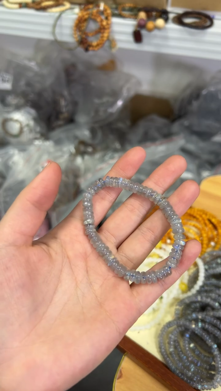 【闪购商品】月光石手链未镶嵌灰月光精工药片蝶珠手串