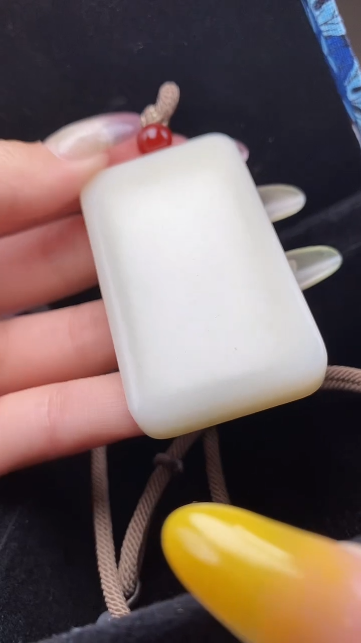 和田玉未镶嵌颈饰C871