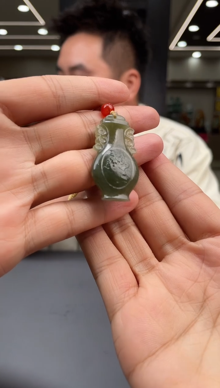 和田玉未镶嵌颈饰6