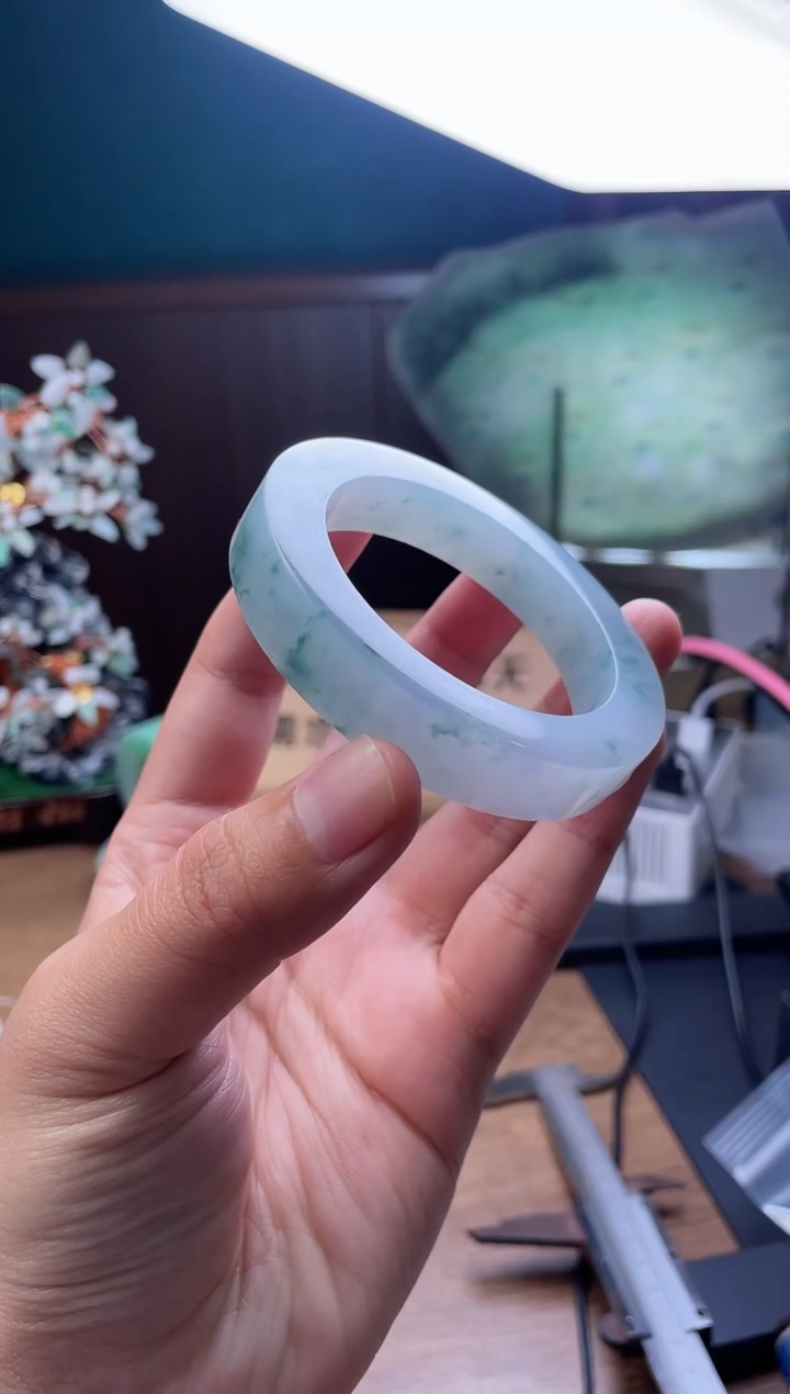 【闪购商品】定制翡翠手镯未镶嵌定制