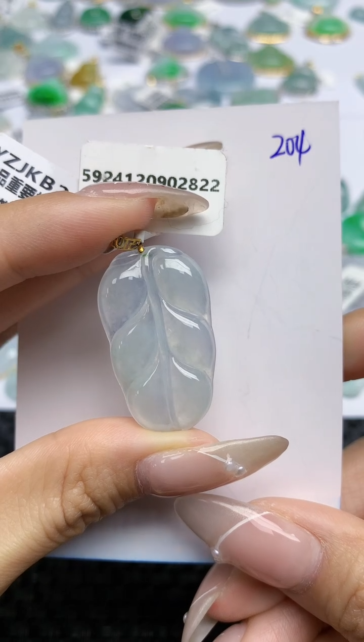 【闪购商品】翡翠颈饰18K金镶嵌天然翡翠A货