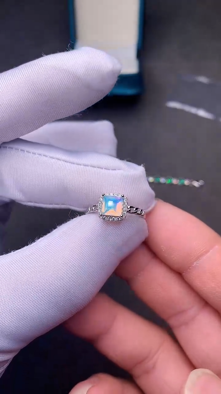 【闪购商品】欧泊戒指银S925镶嵌·····